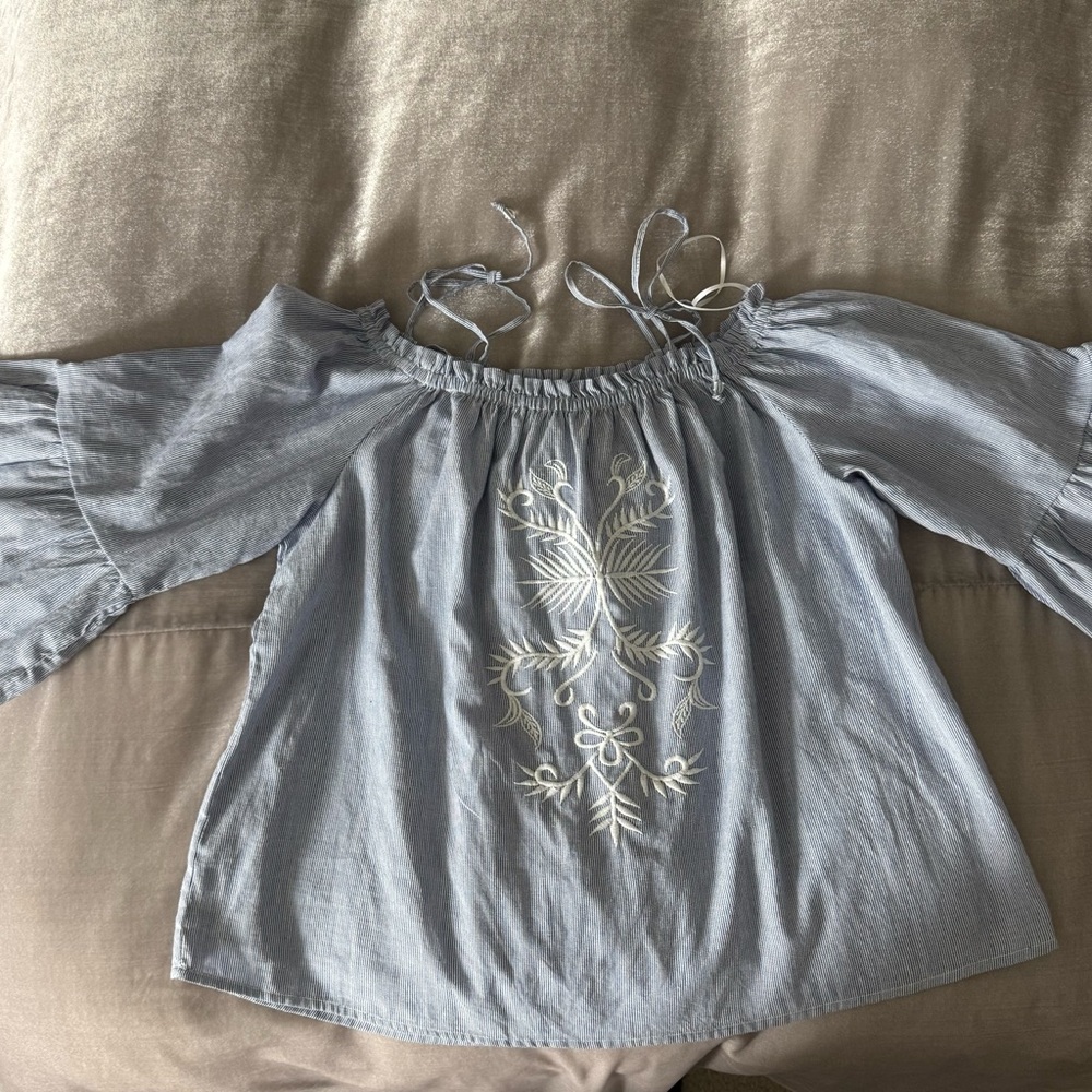 Romeo & Juliet Couture Striped Blouse
